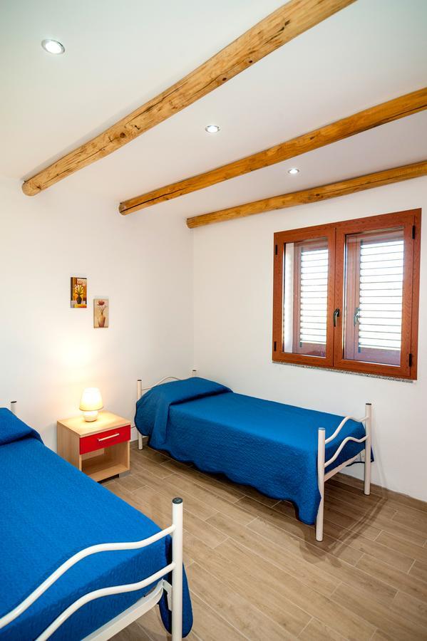 Residence Tanaunella Будоні Екстер'єр фото