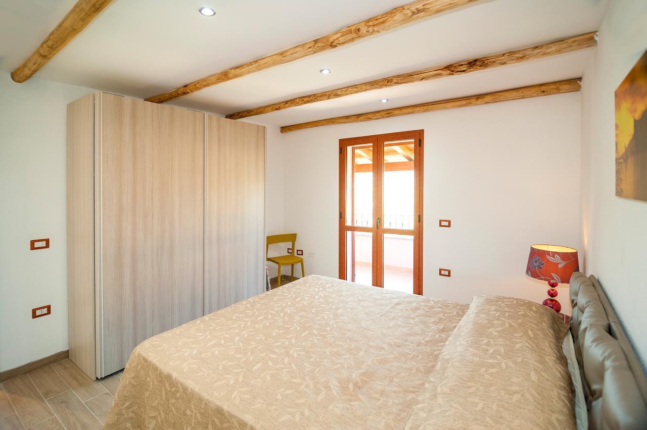 Residence Tanaunella Будоні Екстер'єр фото